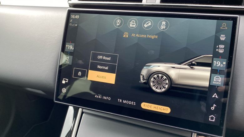 Land Rover Range Rover Velar 2.0 D200 MHEV Dynamic HSE 5dr Auto Diesel Estate